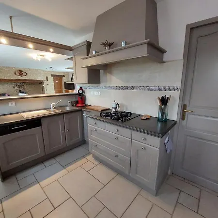 Le Colombier Holiday home Mayrac